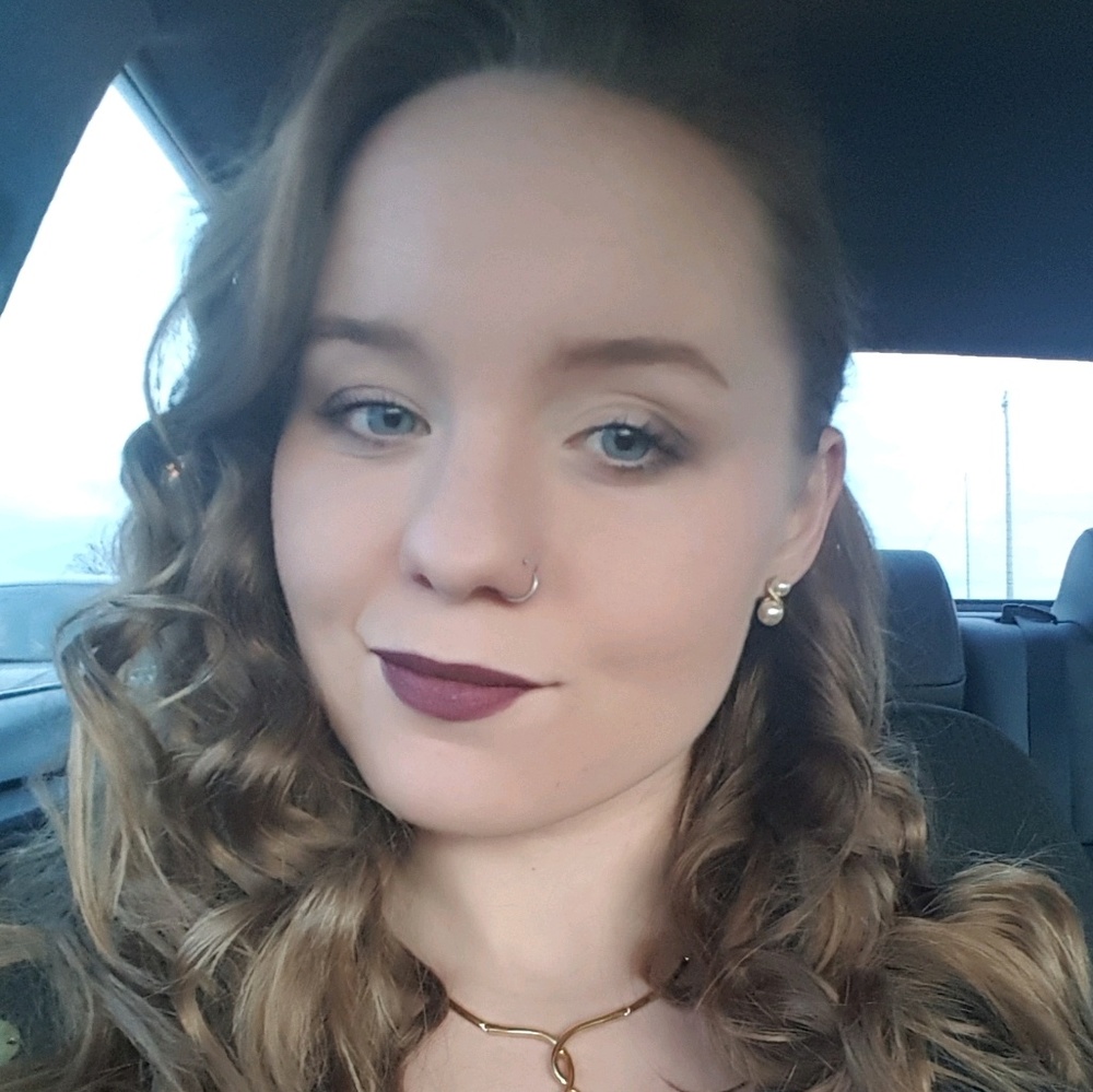 Meet your Posher, Kelly